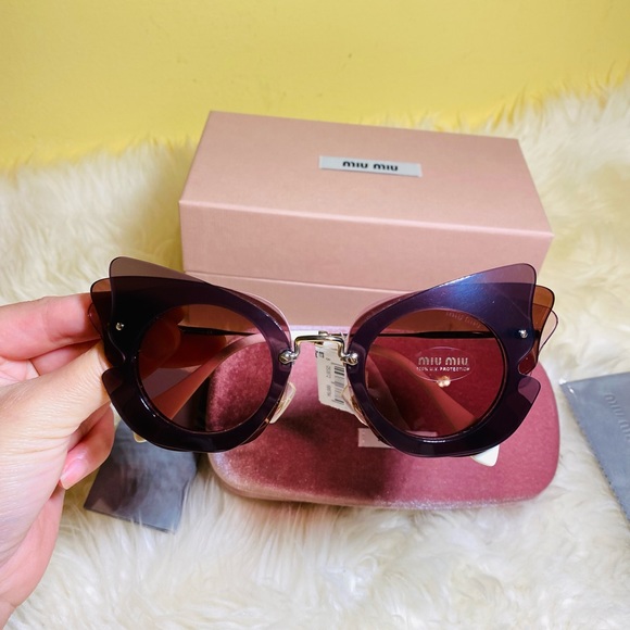 New Miu Miu butterfly sunglasses - Picture 2 of 9